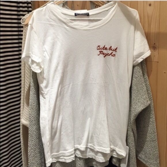 Brandy Melville embroidered white tee - Picture 2 of 2